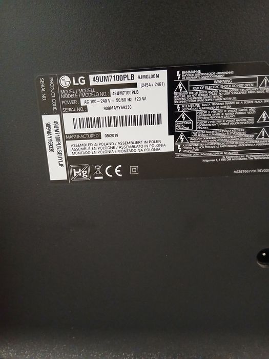 Smart TV LG danificada