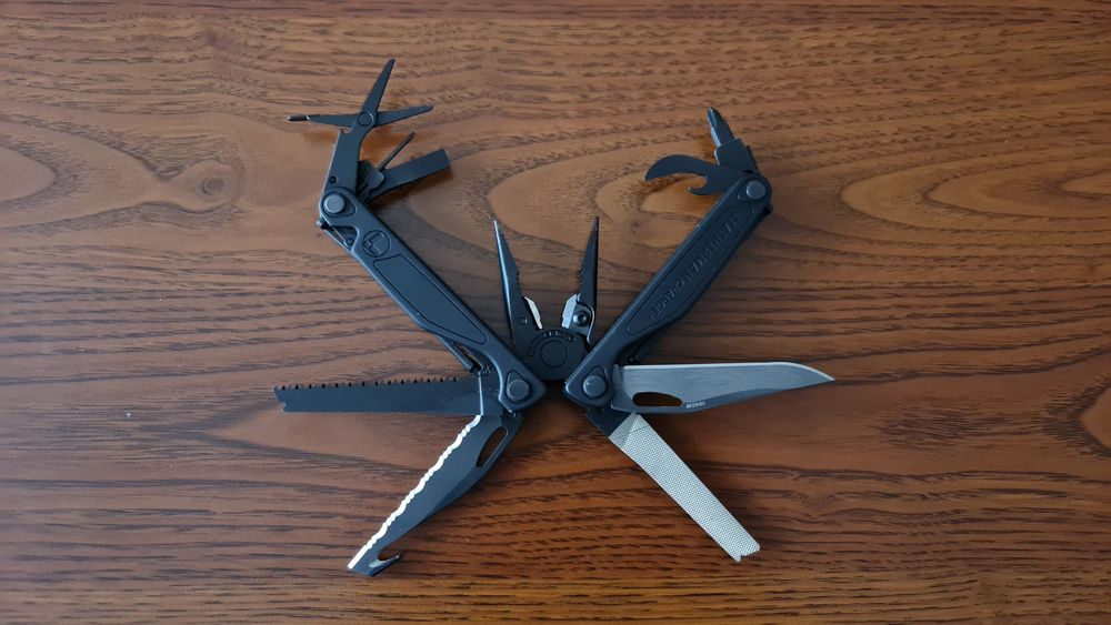 Leatherman Charge plus black