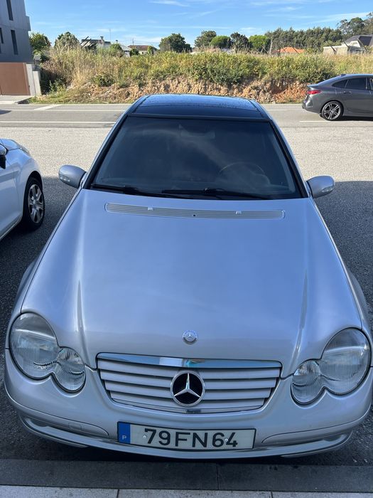Mercedes C220 sportcoupe com 290 km