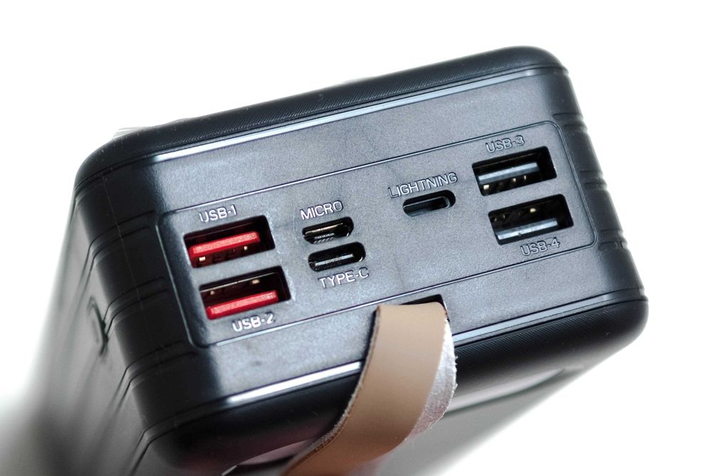 беспроводной повербанк на 10 000 мАч + проводной на 60 000 мАч