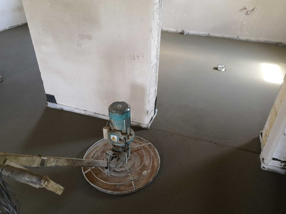 Wylewki maszynowe, posadzki, docieplenia stropów, Styrobeton