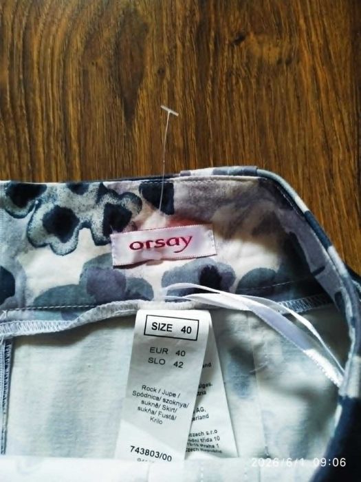 Spódnica kwiaty Orsay 40 L
