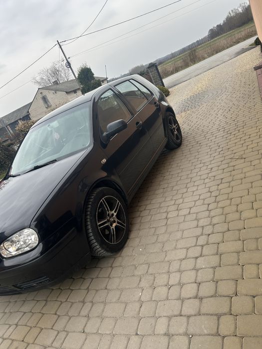 Sprzedam Vw Golf 1.4