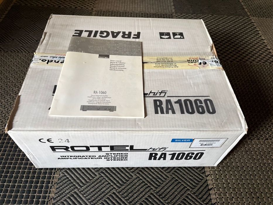 Wzmacniacz ROTEL RA-1060, komplet