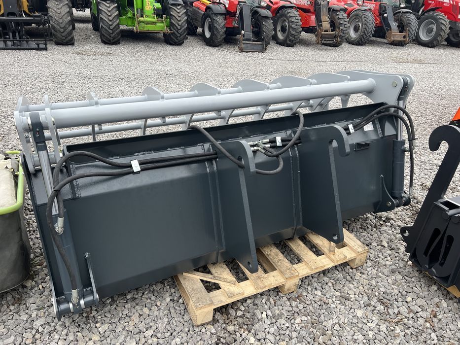 Łyżko-krokodyl Sonarol do 2,2m OD RĘKI JCB 526 s, ząb palony