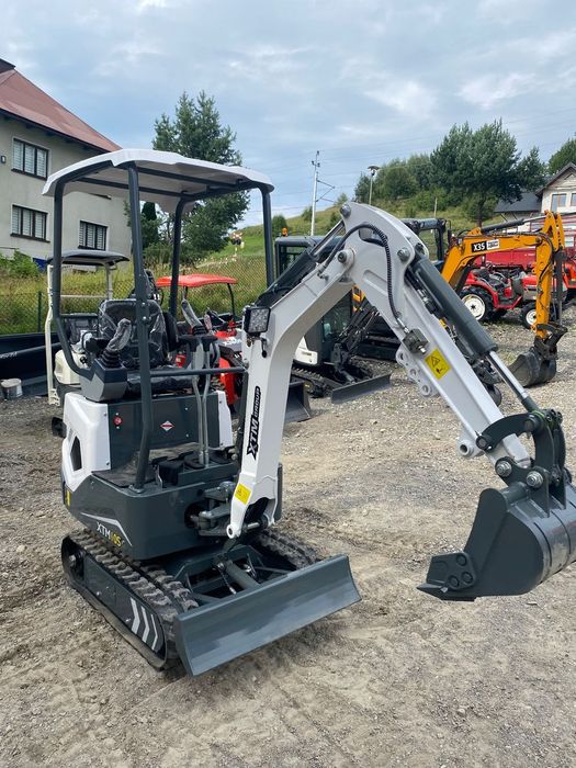 Mini Koparka XTM X10S PRO 1000kg NOWA  Mini Koparka XTM X10S PRO 1000kg NOWA