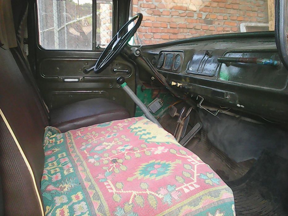 Шасі 130 бортовий.