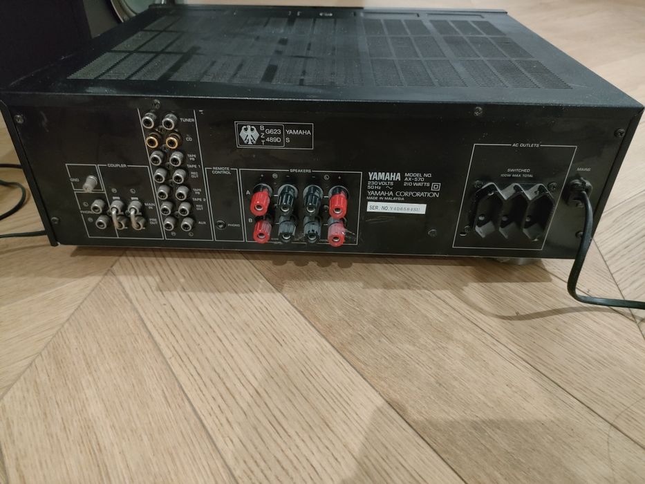 Wzmacniacz Yamaha AX-570
