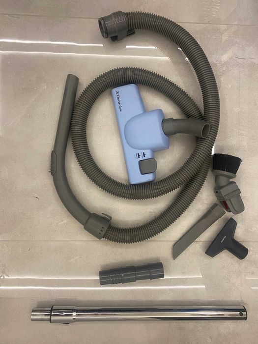 zestaw szczotek do odkurzacza