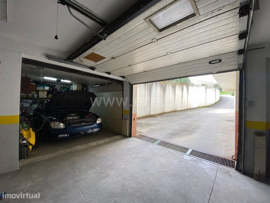 Garagem / Fundão, Fundão