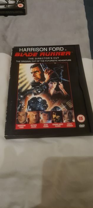 Dvds colecao, 23 unidades praticamente novos, alguns ainda seleados