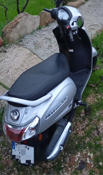Scooter Suzuki 125cc
