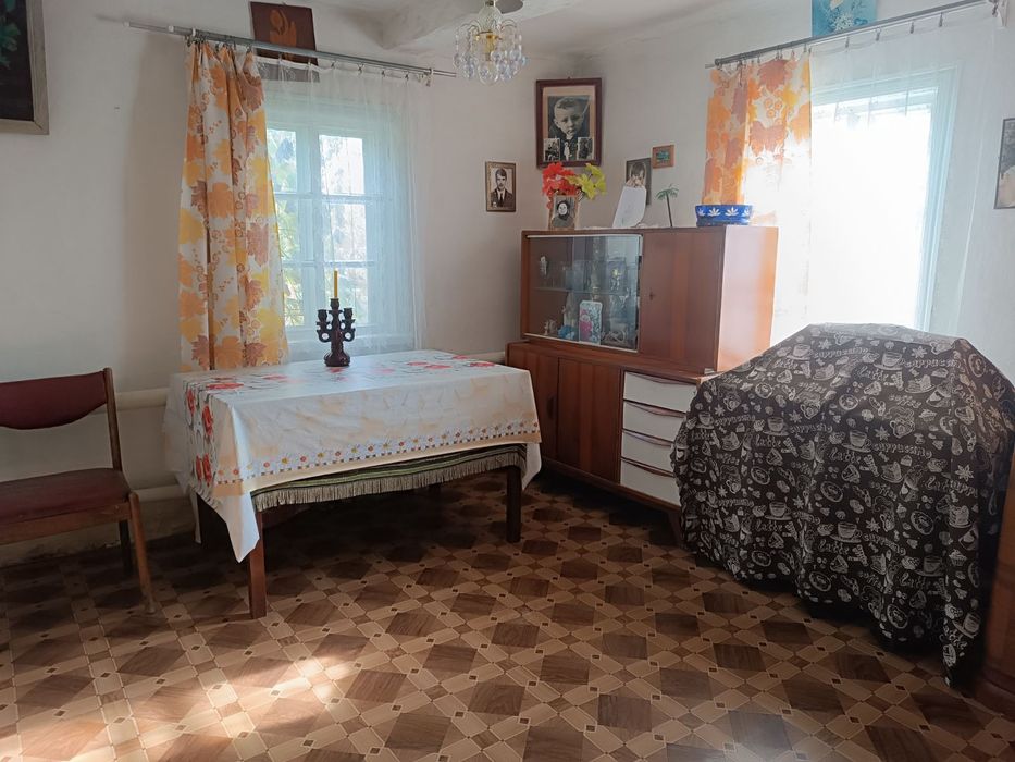 Продається будинок в смт Володарка
