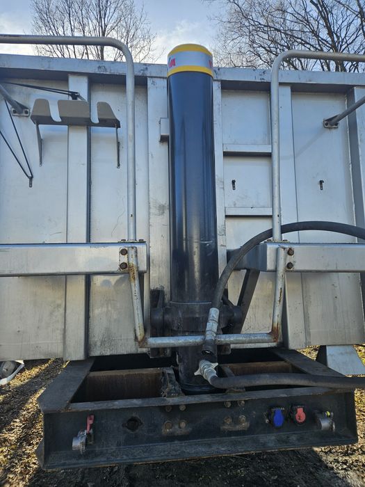 Sprzedam naczepę Janmil