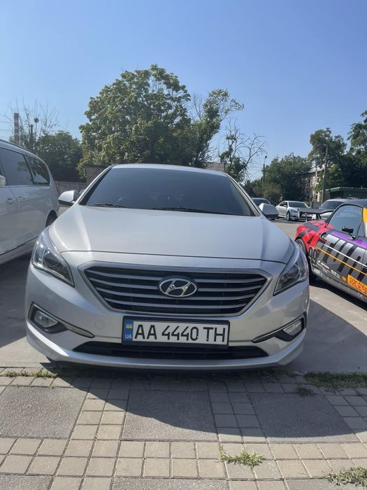 Оренда авто Sonata Lpi 2017 CarPlay LED автомат