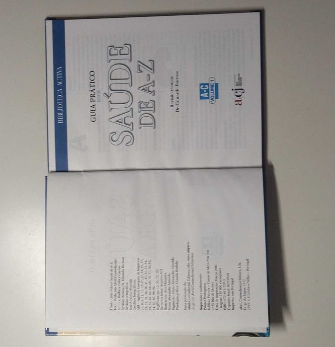 Livro - Saúde de A a Z {volume 1 de A-C}