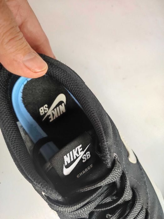 2- Nike SB Charge Suede  - Trampki r. 38
