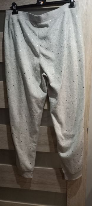 Damskie dresy do spania