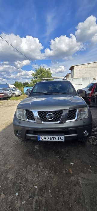 В наявності! Тільки для діючих військових ЗСУ.  Nissan Pathfinder. Nissan Navara Comfort. Аатомат. 2,5 дизель