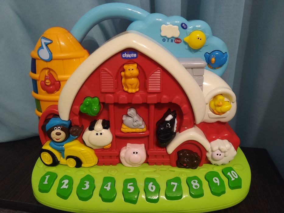 Игрушка музыкальная интерактивная домик Chicco ферма