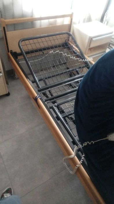 Łóżko rehabilitacyjne elektryczne