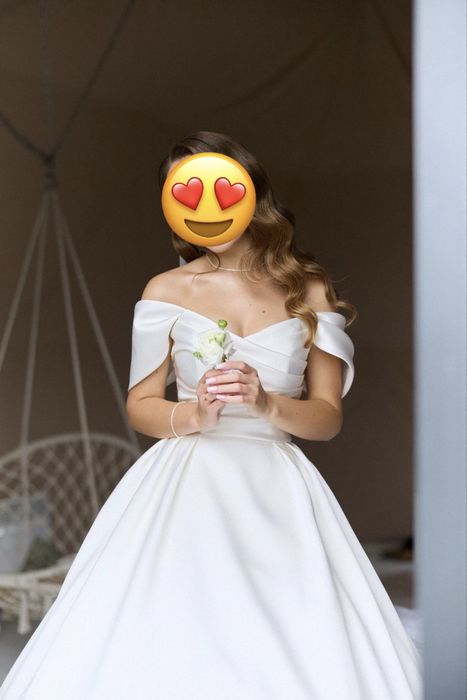 Продам весільну сукню Milla Nova