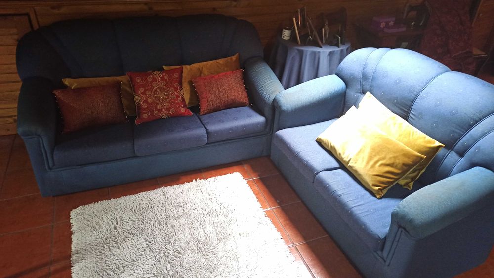 Conjunto de sofás Viseu • OLX Portugal