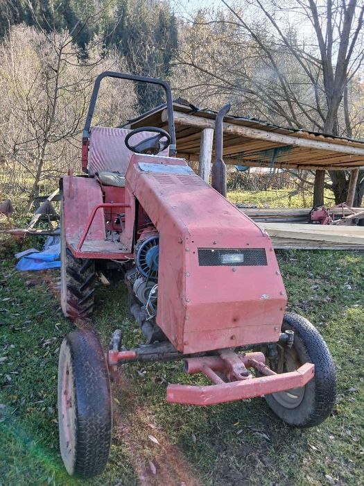 Продам трактор Т-25
