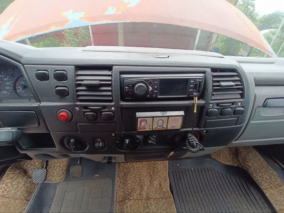 Продам  Газ 3302-415 (2006 год) Пробег 151795.Состояние как на фото.