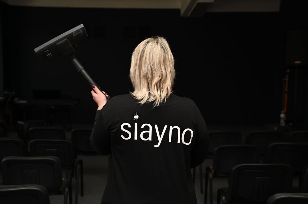 Послуги з прибирання.