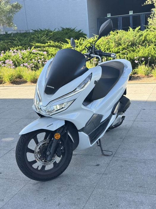 Vendo pcx branca