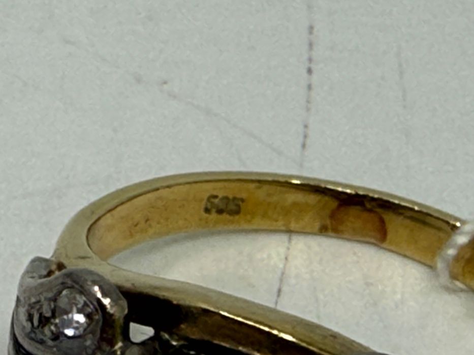 Antyk pierścionek z diamentami złoto próba 585 Certyfikat