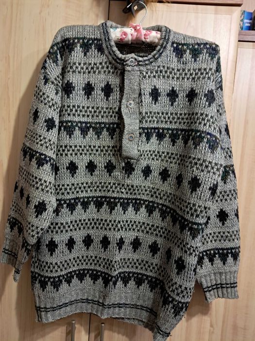 Светр чоловічий 50-54 р. напівшерстяний