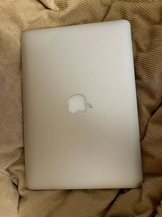 Macbook 13 pro uszkodzony