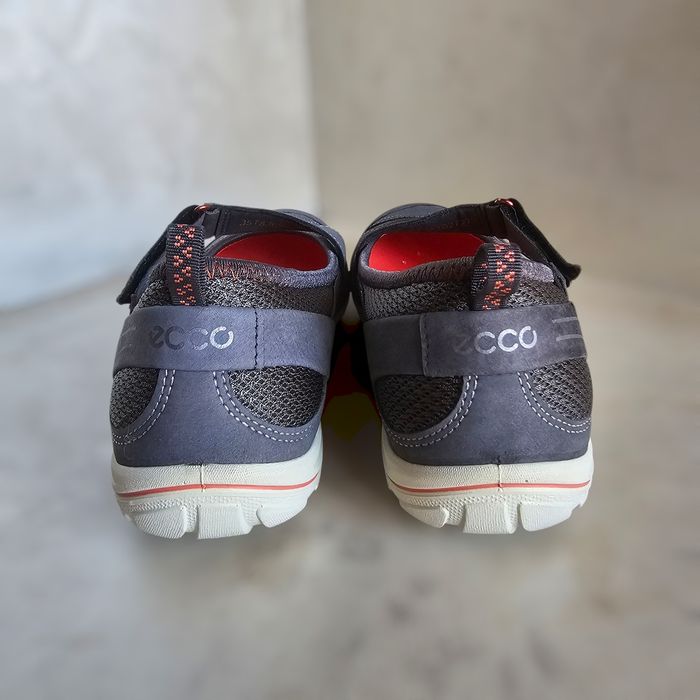 Кожаные  балетки "Ecco Arizona"