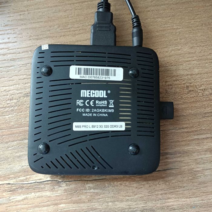 Смарт приставка с голосовым управлением Mecool M8S Pro L 3/32Gb