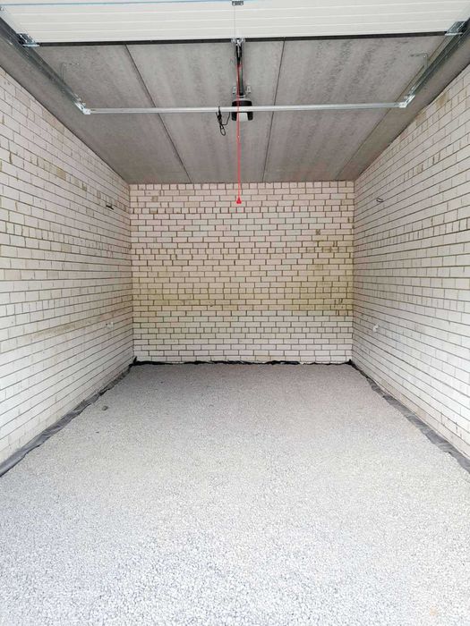 (5)   Продам гараж на Тяжилові 9793