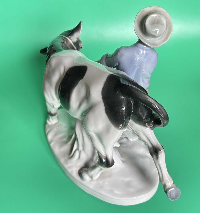 Figurka porcelanowa: „Młodzieńczy upór ” GRÄFENTHAL piękna