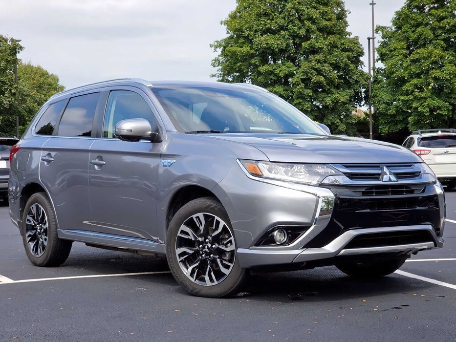 Mitsubishi Outlander PHEV GT      2018