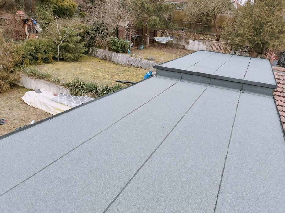 Dekarz-Usługi dekarskie-dachy płaskie-papa-obróbki blacharskie-dacharz