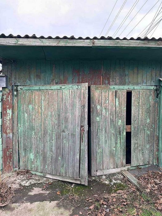 Пів будинку в центрі Баришівки