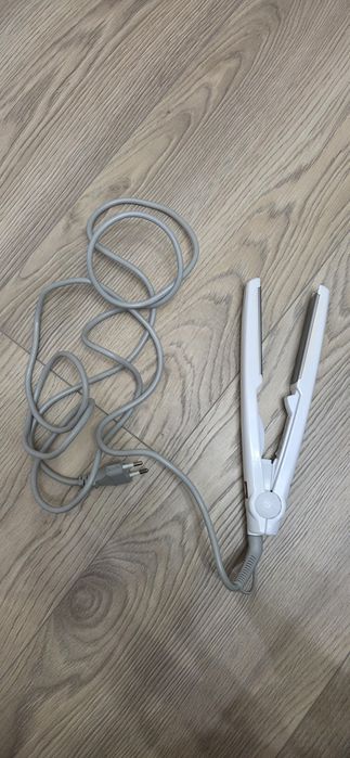 Продам випрамляч для волосся GA.MA