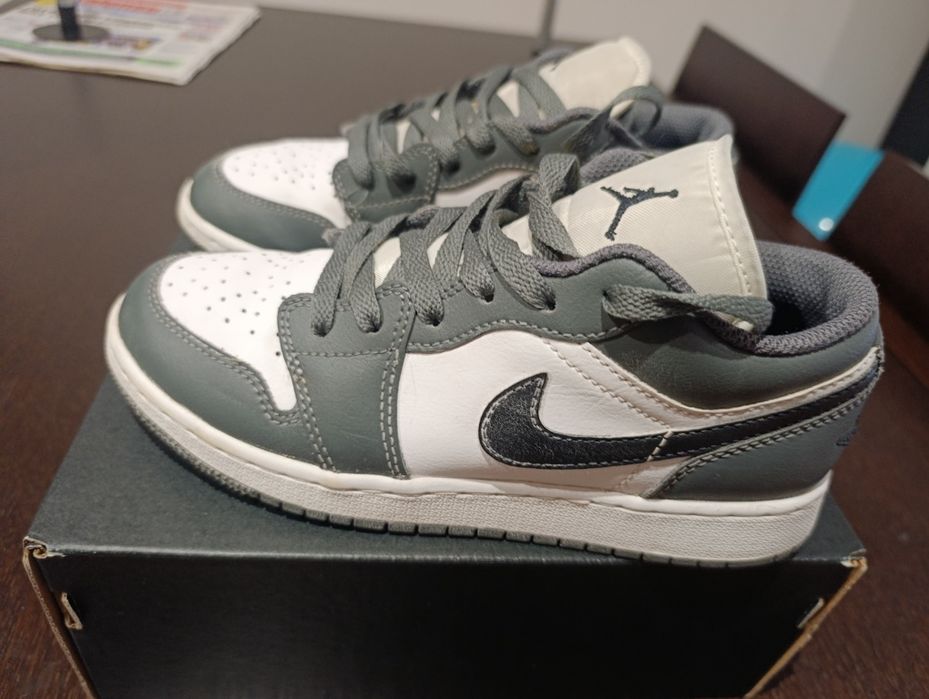 Air Jordan 1 Low (GS) "Shadow / Iron Grey" – Tamanho 36 (Original)