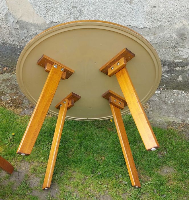 Stół ogrodowy, tarasowy