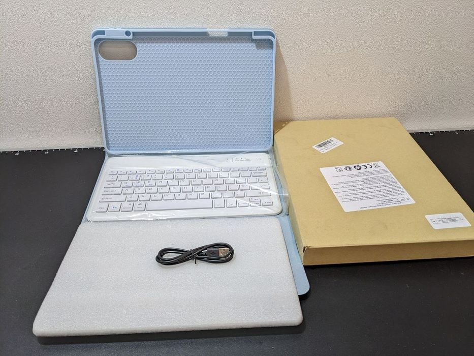 Чохли для планшетів з клавіатурою