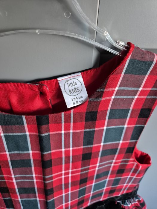 Sukienka na ramiączkach