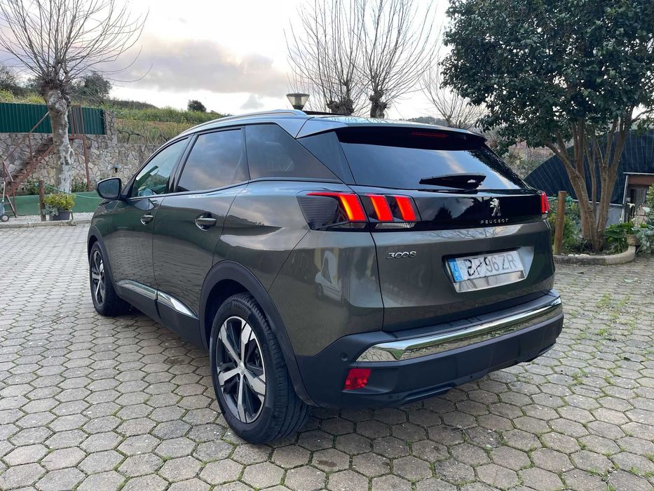 Peugeot 3008 1.5 BlueHDi Allure