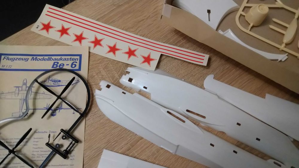 Сборная модель самолёта BE-6 Plasticart 1/72