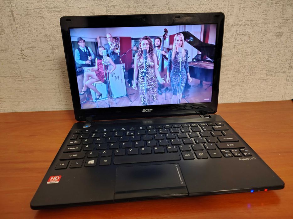 Acer Aspire V5 11.6" AMD C70 2GB 320HDD - oryginalny system - zasilacz