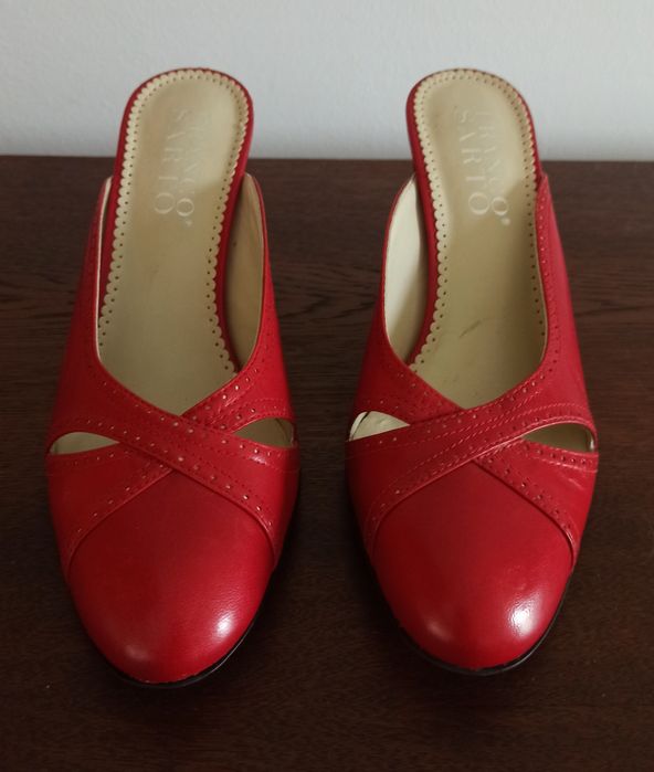 Klapki, szpilki  Franco Sarto piękne!